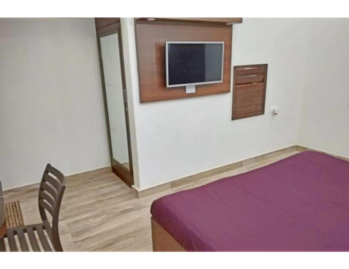 Hotel Basera Guest House, Saharanpur Exterior foto